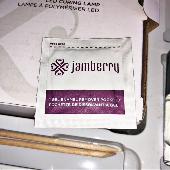 Jamberry Tru Shine Gel Nail Kit - Picture 5 of 11